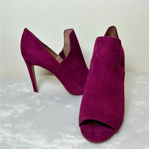 Vince Camuto Fuchsia Peep-Toe Heels - Picture 5 of 6